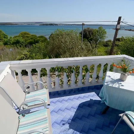 Апартаменты By The Sea Tkon, Pasman - 820 Ткон