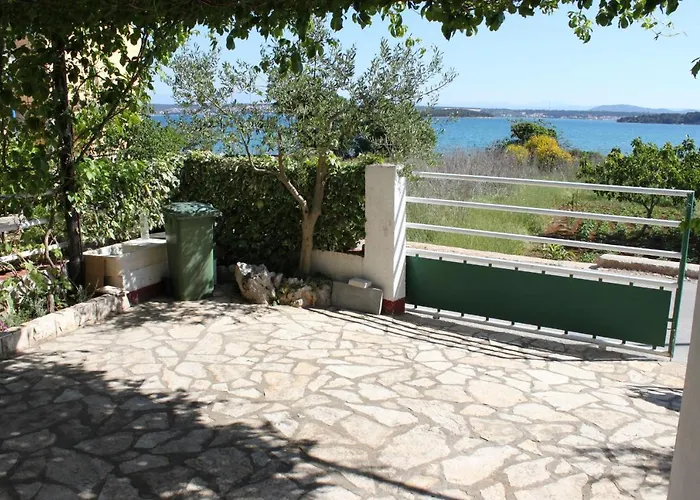 דירה By The Sea Tkon, Pasman - 820 *